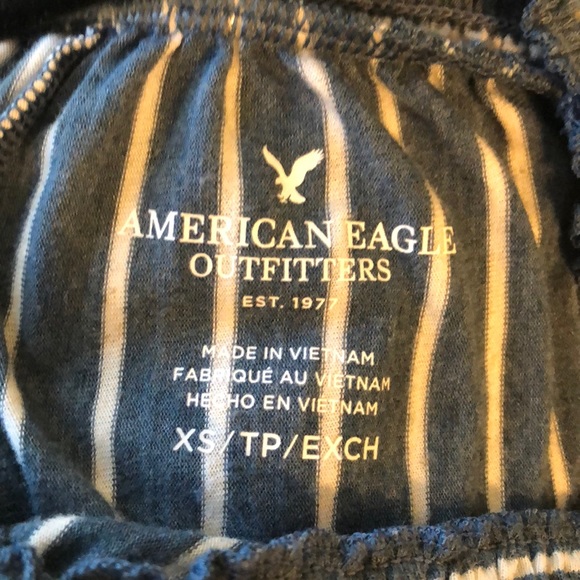 American Eagle Off Shoulder Top. XS - Picture 5 of 5